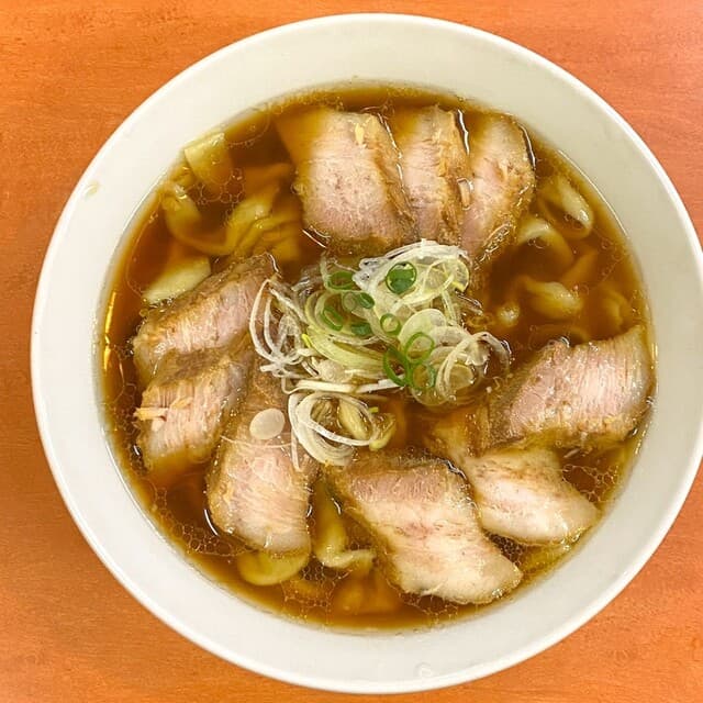 Hikage: Salt Ramen with Hand-Pressed Thick Noodles