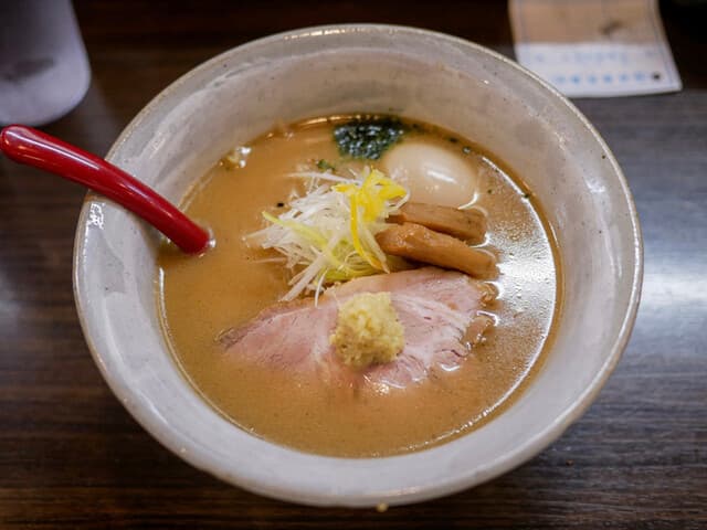 Menya Taiga: Miso-Only Ramen and Tsukemen at the Counter