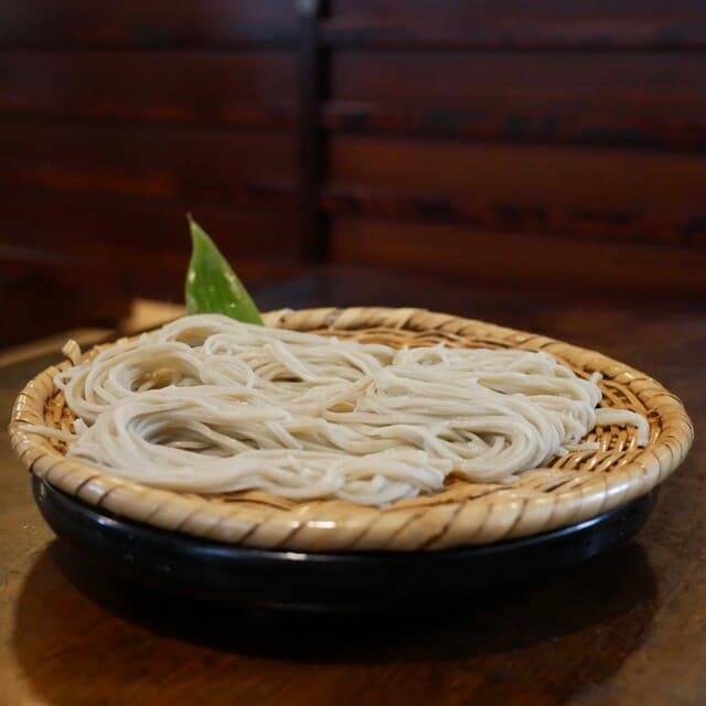 Uzura Ya: Hand-Made Togakushi Soba and Sesame-Oil Tempura