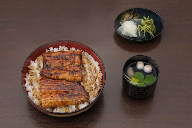 Unagi Ryori Atsumi: Charcoal-Grilled Lake Hamana Eel
