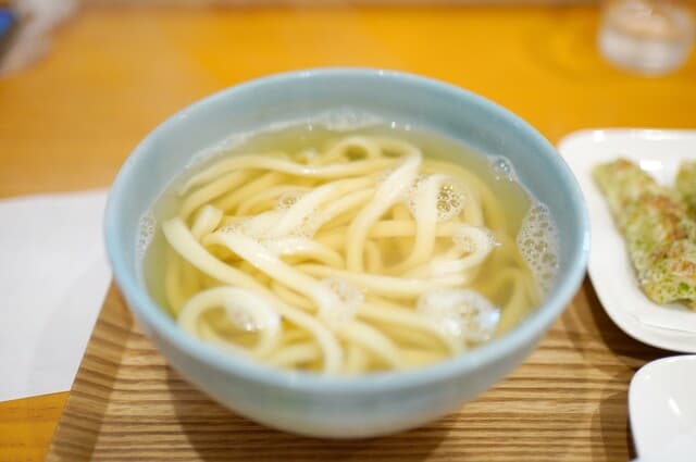 Ue o Muite: Freshly Cut Udon Noodles