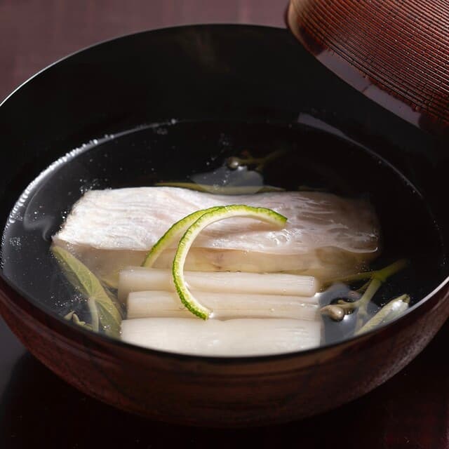 Ryoriya Inaya: Refined Monthly Omakase