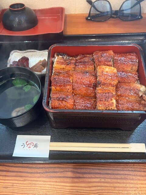 Unaki: Kansai-Style Grilled Eel on Rice at the Counter