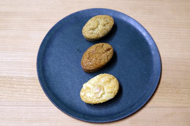 Maman et Fille: Famed French Biscuits and Madeleines