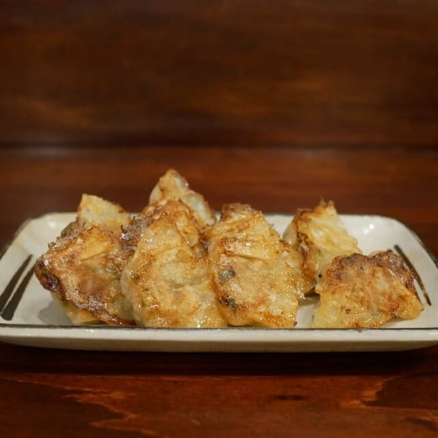 Hitokuchi Gyoza Tenya: Famed Bite-Sized Dumplings